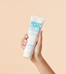 Texture légère Keep My Curl pour brillance et douceur.