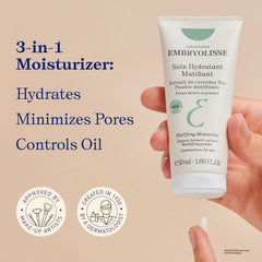Embryolisse Poudre Invisible—pouvoir absorbant qui maîtrise la brillance.
