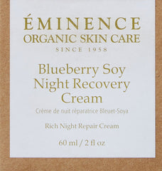 Texture riche d’Eminence Crème Nuit Myrtille Soja prête à nourrir la peau