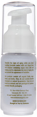 Texture riche et soyeuse du sérum Eminence prête à être appliquée.