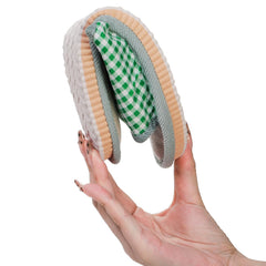 Chaussons Eorbow deux tailles: ajustement pratique pour la majorité des pieds.