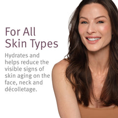 Epionce Intensive Nourishing Cream sur le cou et décolleté, aide à lisser et hydrater.