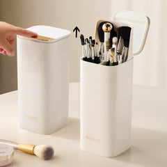 Esdallina porte-pinceaux avec levage automatique etui pour un accès rapide et rangement élégant.