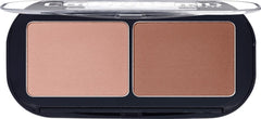 Éponge applicatrice incluse dans Essence Contouring Duo pour une application homogène.