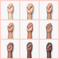 Essie Treat Love & Color, éclat instantané sur les ongles grâce à la teinte rosée.