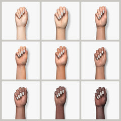 Application nette d'essie Waltz sur les ongles, idéale pour une manucure française.