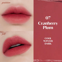 Teinte prune ETUDE Fixing Tint 07 Cranberry Plum pour un effet profond et pulpeux.