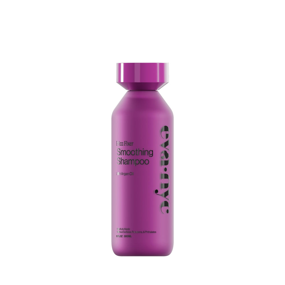Shampoing Eva NYC anti-frisottis, bouteille-verseur, pour cheveux plus lisses.