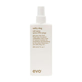 EVO Salty Dog: spray salé et bouteille visible prête pour texture plage