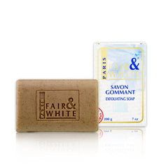 Savon exfoliant FAIR & WHITE, barre 200 g pour visage et corps, nettoie en douceur.