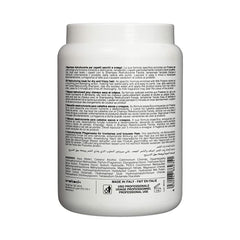 Fanola Masque Cheveux Endommagés – application démontrant l'effet démêlant pour cheveux plus lisses.