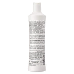 Fanola Shampoing Réstructurant, texture crèmeuse, coiffez facilement et démêlez au quotidien.