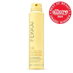 FEKKAI Full Blown Volume Texturizer : embout spray facilitant une application rapide et régulière.
