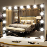 Miroir FENNIO Hollyhood 23x18 pour un aperçu net du visage lors du maquillage