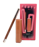 Fenty Beauty Glow'N Xtra, crayon lèvres Extra Thigh, contour précis et durable.