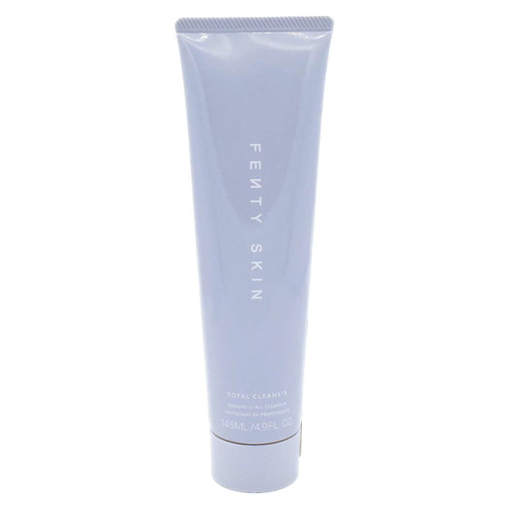 Fenty Beauty Total Clean'r: bouteille en vue pour nettoyer en douceur.