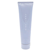 Fenty Beauty Total Clean'r: bouteille en vue pour nettoyer en douceur.