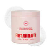 First Aid Beauty Acne Pads visage, double-face, application rapide et efficace.