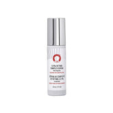 Sérum First Aid Beauty au rétinol et peptides, flacon élégant.
