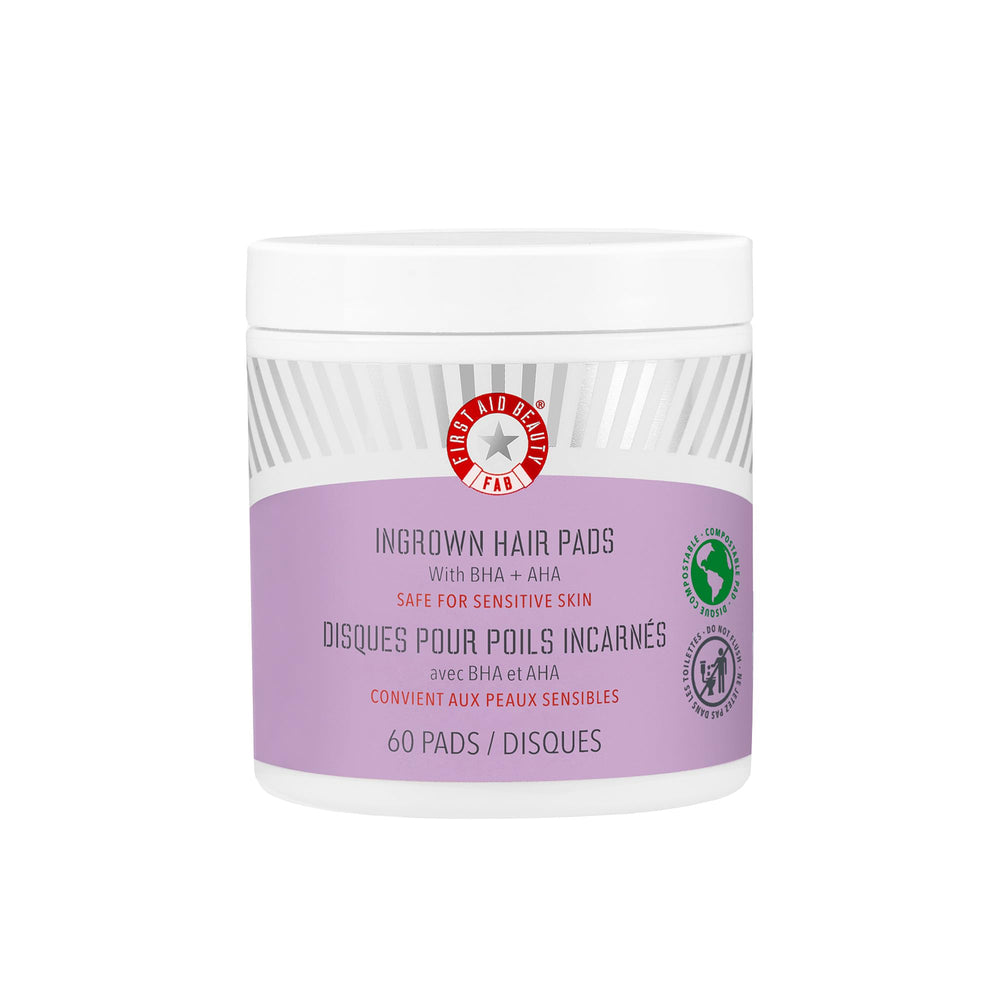 Tampons First Aid Beauty exfoliants visage, prévention des poils incarnés.