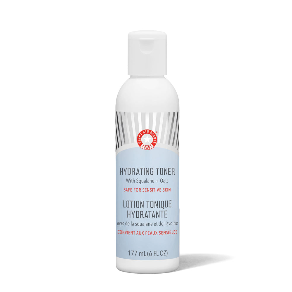 Tonique hydratant First Aid Beauty, bouteille d'aspect lait apaise et hydrate.