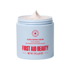 First Aid Beauty Ultra Repair Cream – flacon visage et corps, hydratation durable.
