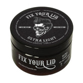 Fix Your Lid Pomade Ultra Léger – Bouteille légère et pratique.