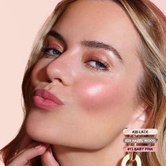 FOCALLURE contour kit swatches reveal blush, bronze, and highlight shades for versatile looks.