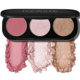 FOCALLURE palette 3 en 1 blush et illuminateur, fini mat pour un teint frais.