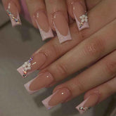 Ongles Foccna 3D fleurs carré rose longue, manicure glamour à domicile.