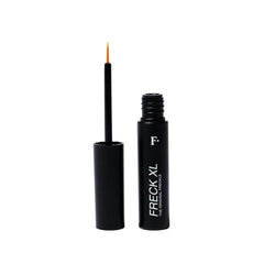 Freck Beauty Freckle Pen XL dans son étui, pratique à emporter.