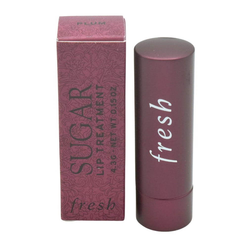 Fresh Sugar Lip Treatment prune, tube élégant offrant hydratation durable.