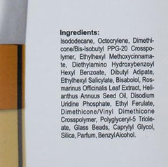 FREZYDERM écran solaire velours fini discret et hydratant.