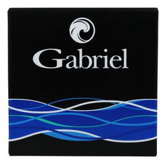 Gabriel Cosmetics Poudre Minérale Pressée, texture veloutée et fini mat naturel.
