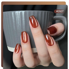GAOY Vernis gel Cat Eye vert brillant pour un effet saisissant.
