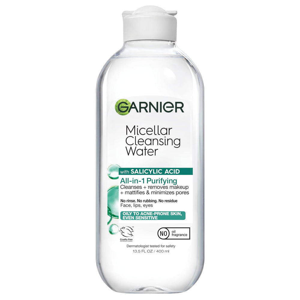Garnier Eau micellaire salicylique démaquille et purifie les pores en douceur.