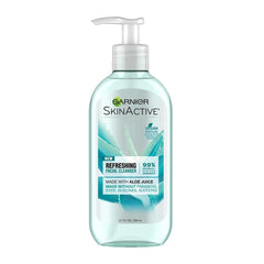 Garnier SkinActive : bouteille du nettoyant aloé véra pour peau sèche, prêt à l'emploi.