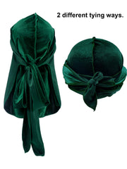 Geyoga: bonnet velours avec queue longue et brides amples pour un look chic.