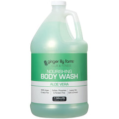 Mousse crémeuse du gel douche lors de l’application
