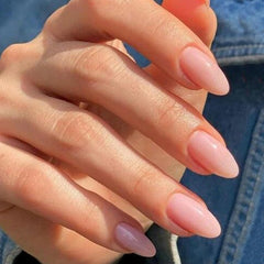 GLAMERMAID rose nude: kit d’ongles gel brillant pour une finition salon sans effort.