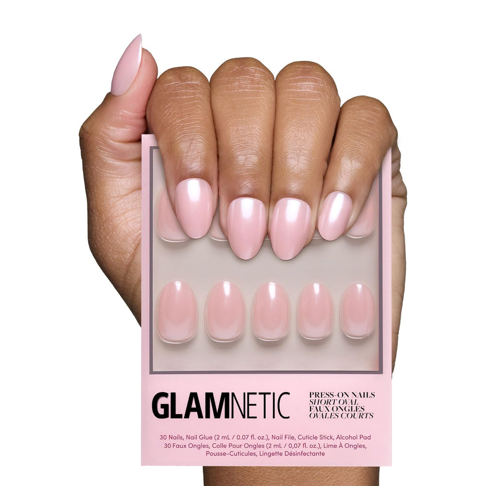 Glamnetic Pinch Me — base rose poudré brillant, look naturel et élégant pour tous les jours.