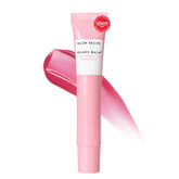 Glow Recipe Glass Balm Lip Treatment affiche un fini brillant et une hydratation longue durée.