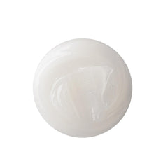 Texture crème riche du baume G.M. COLLIN sur lèvres, sensation réconfortante et douceur.