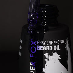 Godefroy Silver Fox: appliquer huile barbe pour lisser et nourrir.