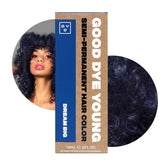 Good Dye Young coloration bleue en application, rendu vif et précis