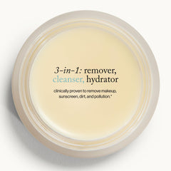 Nettoyage huileux qui se transforme en lait grâce au baume Goop, touché doux et agréable.