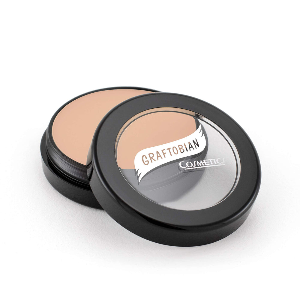 Graftobian HD Glamour Creme, flacon pompe, application fluide et précise.