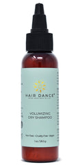 Hair Dance Poudre Volume: bouteille visible pour des racines fraîchement volumisées.