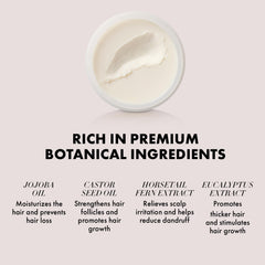 Application capillaire précise sur cheveux, facile à modeler.