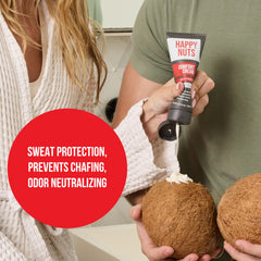 Happy Nuts Comfort Cream Deodorant texture lotion-poudre qui sèche rapidement pour réduire les frottements.